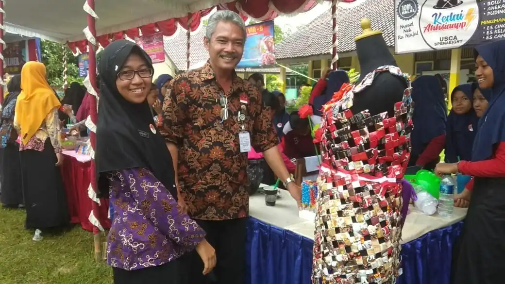 Dengan Dana Mandiri, OSIS SMP Negeri 8 Gelar Expo Kuliner