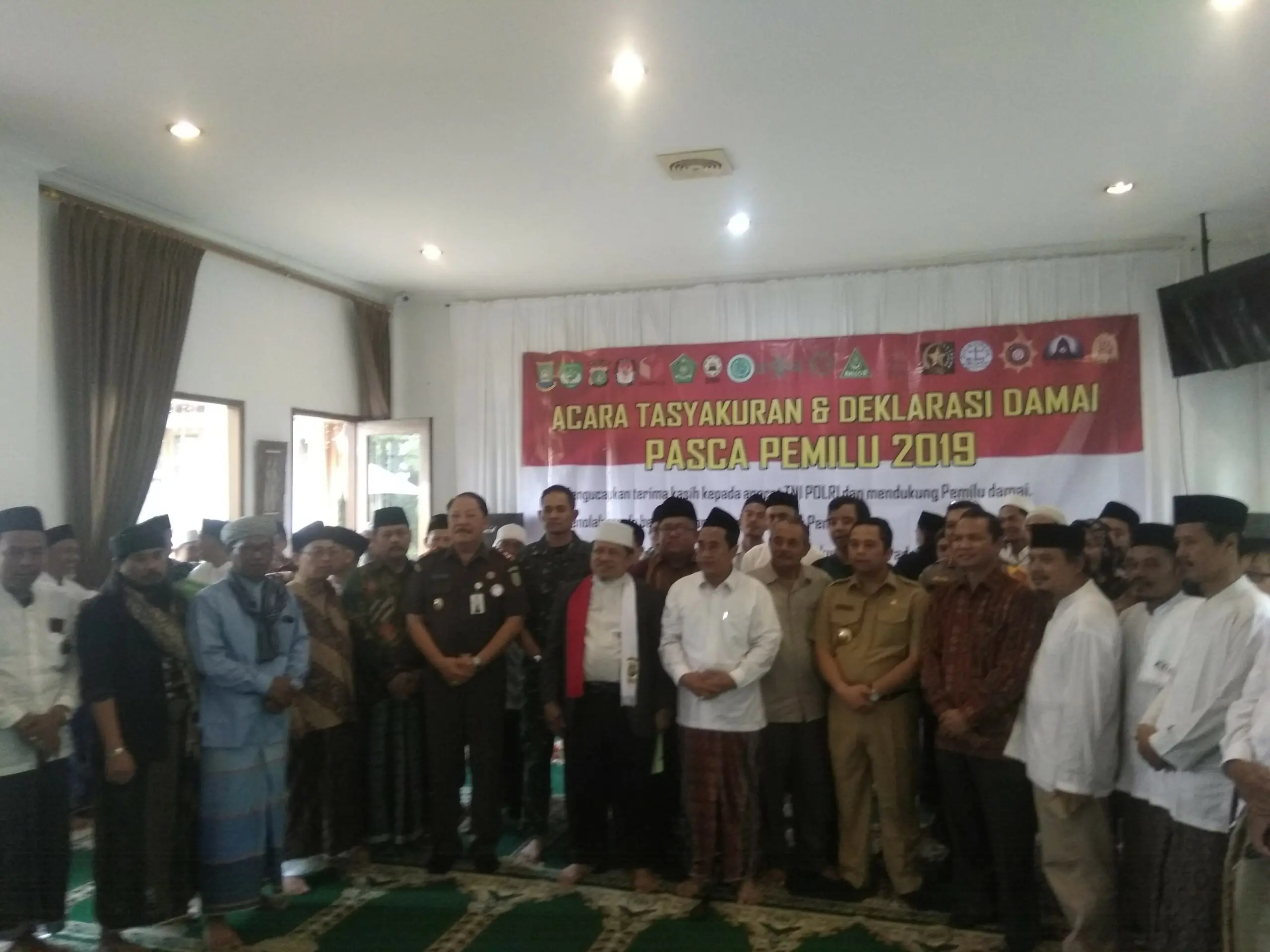 Ciptakan Situasi Aman dan Damai Pasca Pemilu 2019, Polres Metro Tangerang Kota Gelar Tasyakuran dan Deklarasi Damai