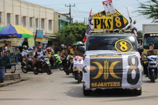 Kampanye Terakhir, Kader PKS Tumpah Ruah ke Jalan-jalan Utama Kabupaten Tangerang