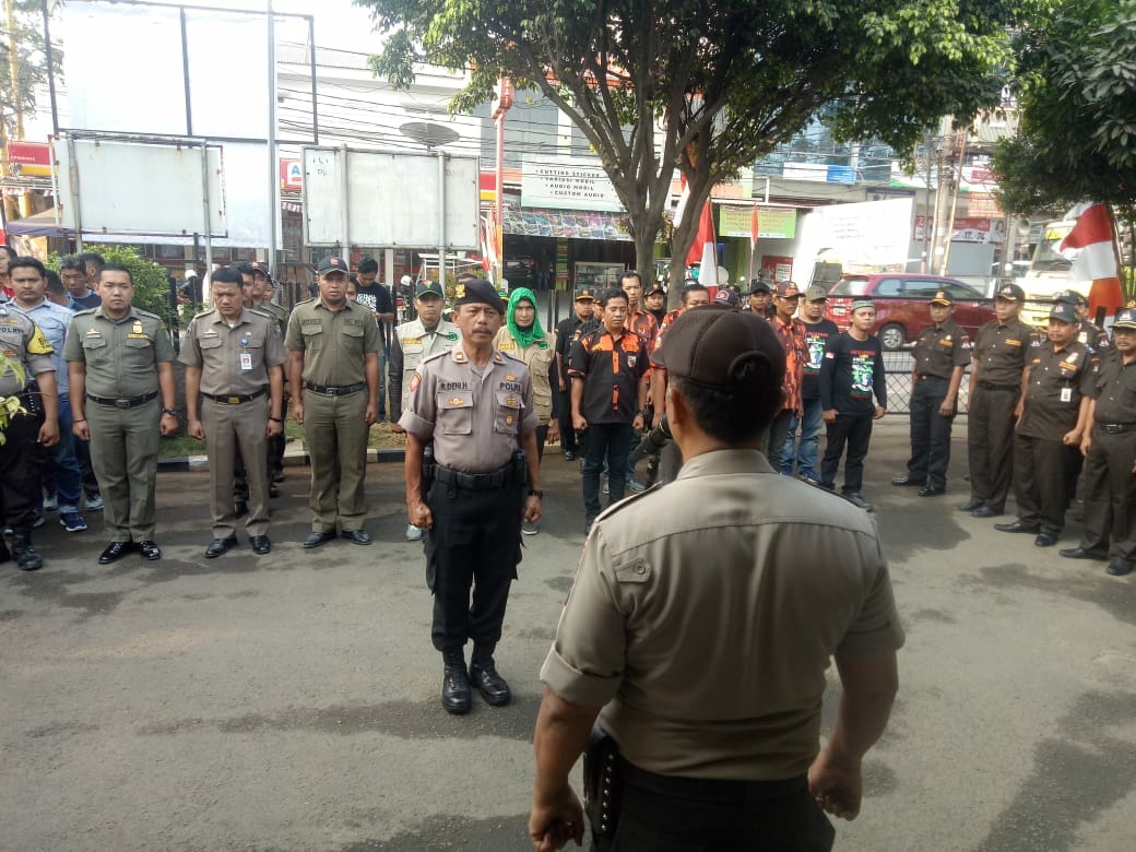 Polsek Cipondoh Gelar Apel Pengamanan Malam Takbiran