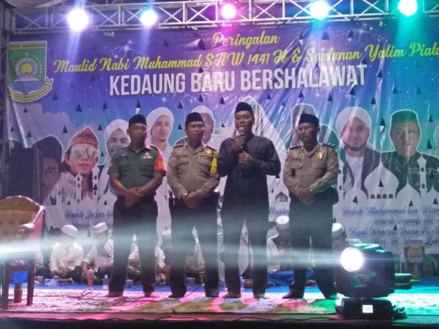 Sampaikan Pesan Kamtibmas, Kapolsek Neglasari Hadiri Takbligh Akbar