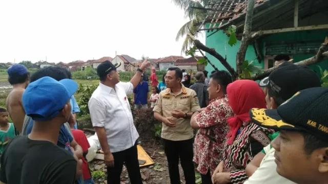 Zaki Tinjau Langsung Puting Beliung Di Mauk