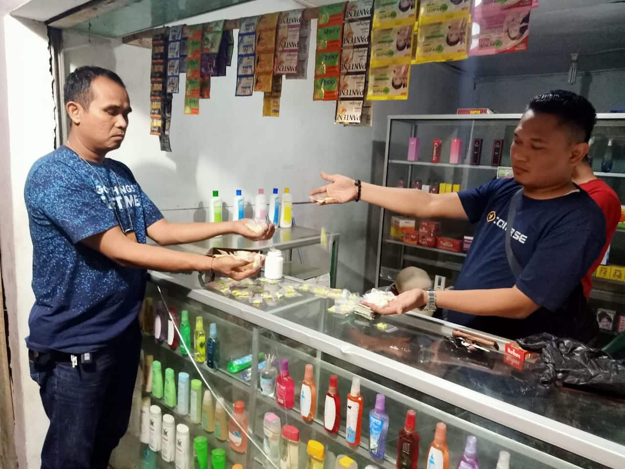 Polsek Cisoka Gerebek Penjual Obat Keras Berkedok Toko Kosmetik