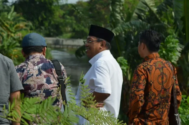 Wakil Ketua Fraksi PKS DPR RI Turun Tangan Atasi Pencemaran Sungai Cirarab