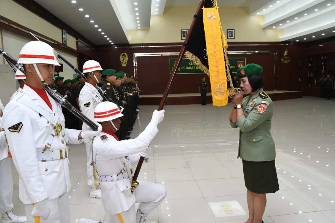 Pangdam IV Pimpin Sertijab Di Makodam IV/Diponegoro