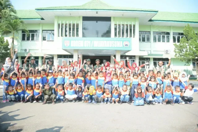 Makorem 071/Wijayakusuma Diserbu Anak TK