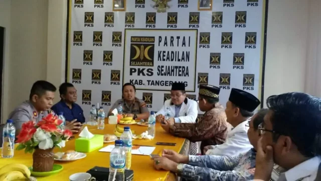 Dalam Rangka Silaturahmi, Kapolresta Tangerang Kunjungi Kantor PKS