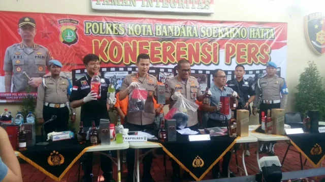 Sindikat Pengoplos dan Penjual Miras Ilegal, Diciduk Polisi