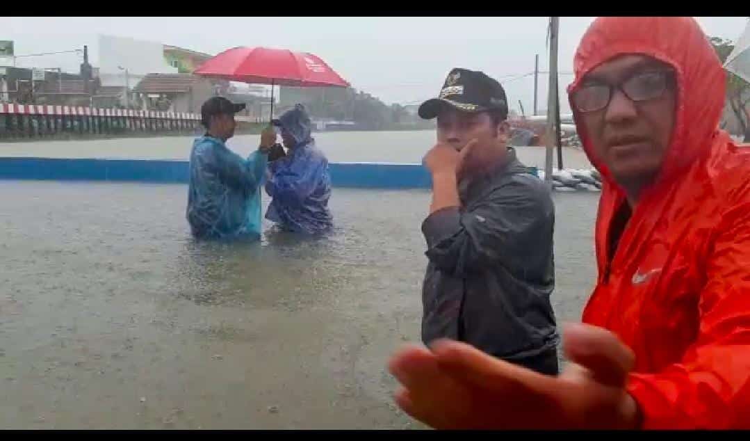 Tangani Banjir Periuk, Kota Tangerang Dirikan Dapur Umum dan Posko Kesehatan