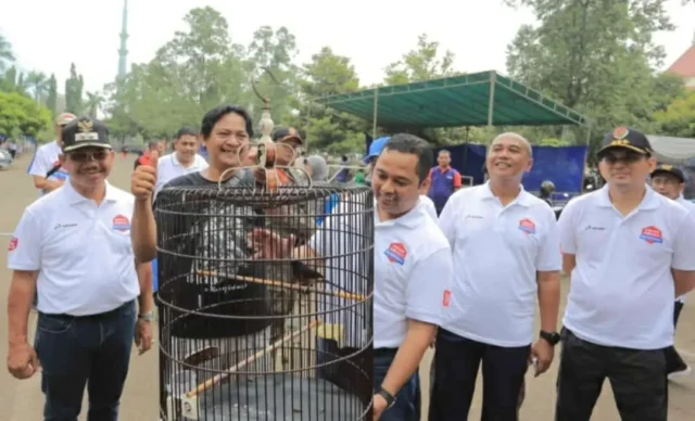 Sambut Hut Ke 27, Ribuan Komunitas Ramaikan Festival Burung Berkicau Piala Wali Kota Tangerang