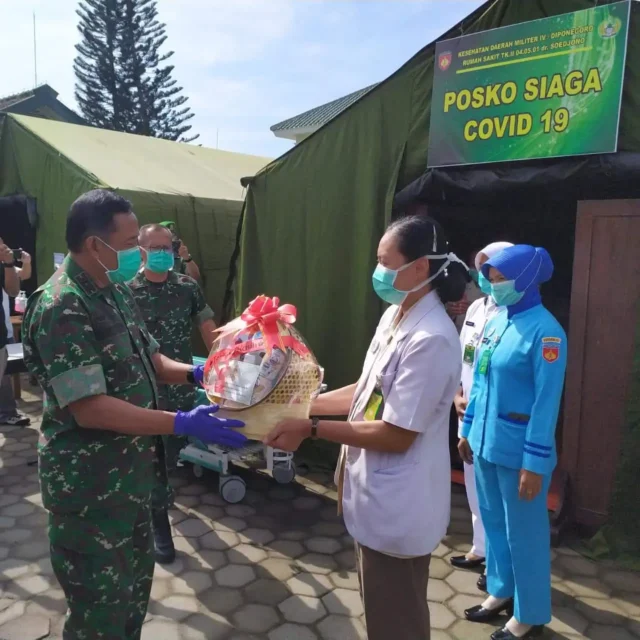 Pangdam IV Beri Suport Petugas Medis RST Magelang