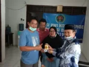 Pemkot Dan DPRD Kota Tangerang Bantu Logistik Para Jurnalis