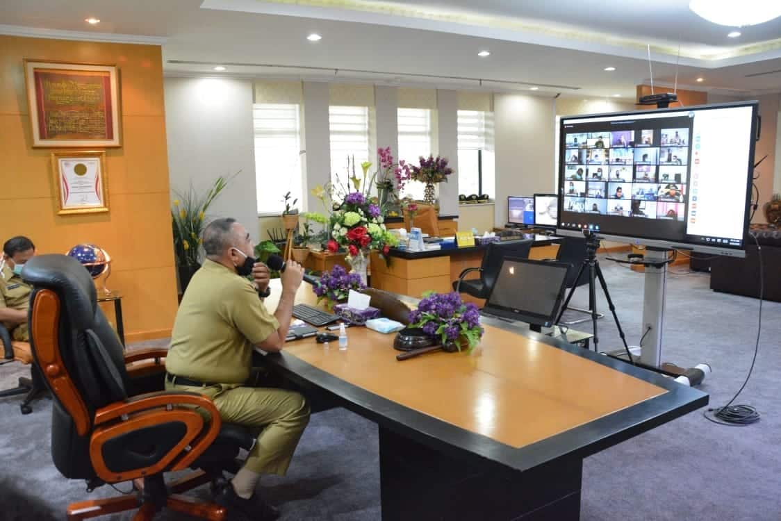 Bupati Gelar Rapat Evaluasi PSBB Covid-19 melalui Video Conference