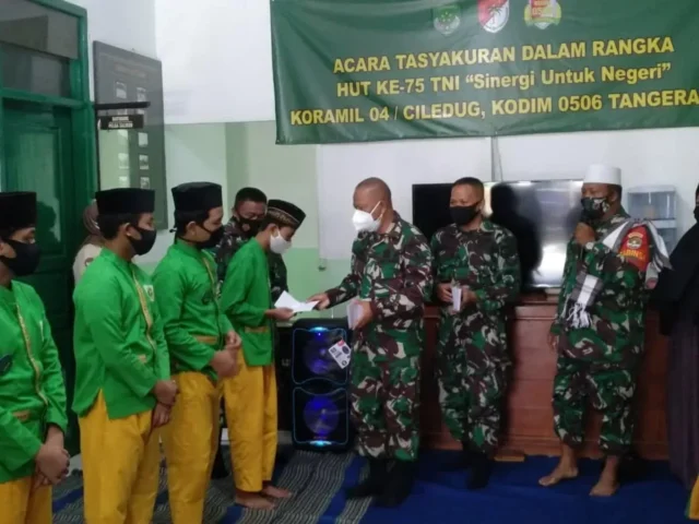 Peduli Sesama, di HUT TNI ke 75 Koramil 04/Ciledug Santuni Yatim Piatu