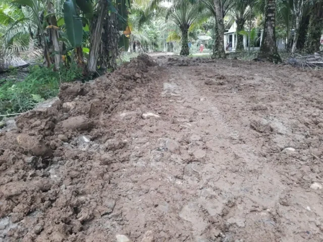 Peningkatan Jalan STD Kelurahan Terawas, Diduga Proyek Siluman