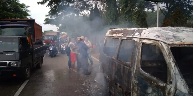 Sempat kabur, Polisi Berhasil Amankan Pengendara Motor dan Supir Mobil Angkot Bitung-Jatake