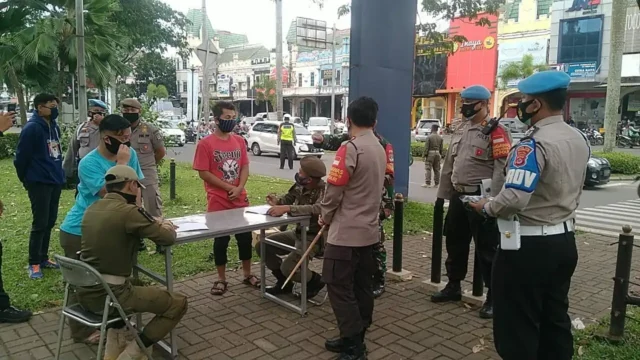 Pimpin Operasi Yustisi, Kapolresta Tangerang Ajak Masyarakat Kerjasama Laksanakan Protokol Kesehatan