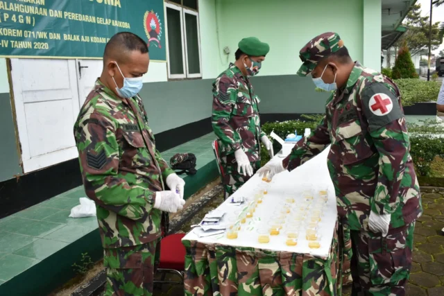 Korem 071/Wijayakusuma Sidak Anggota Tes Urine, Antisipasi Penyalahgunaan Narkoba