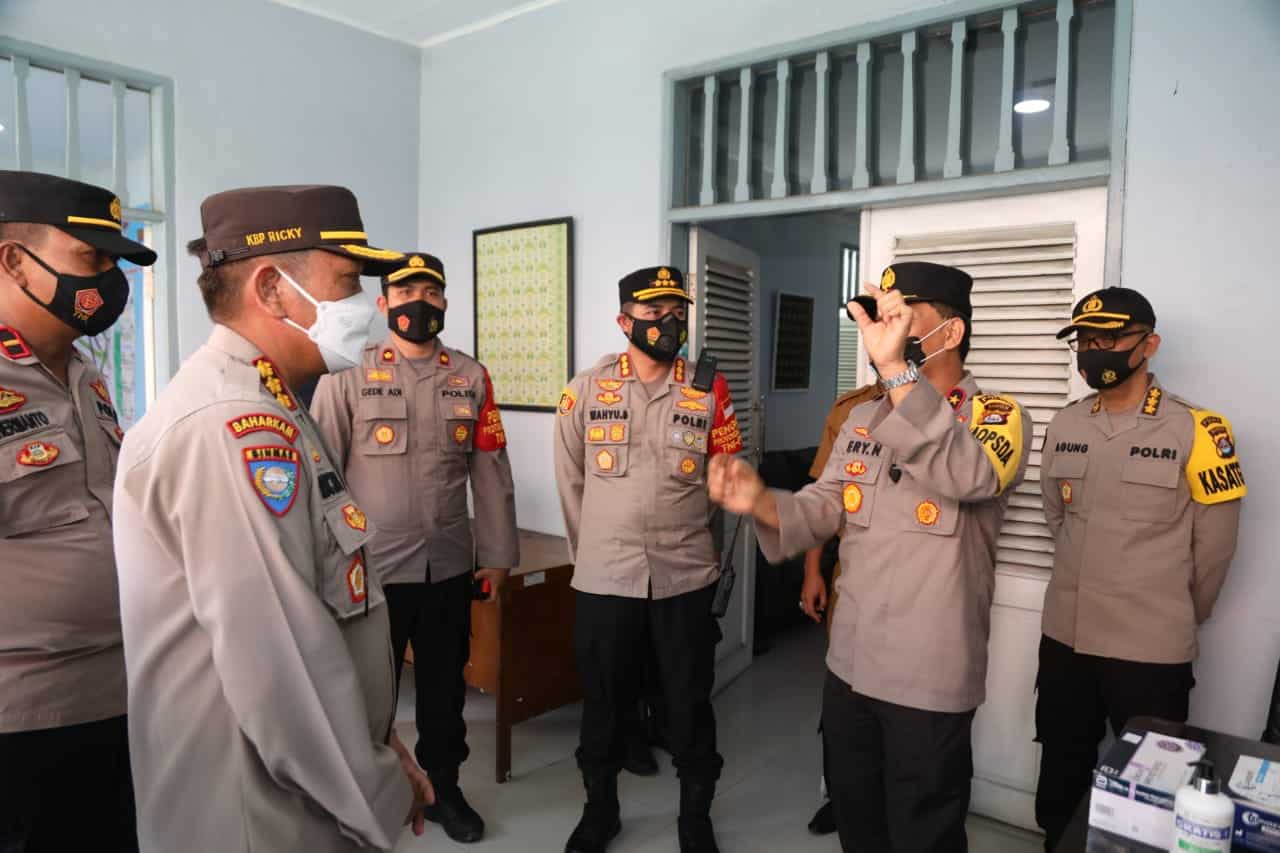 Wakapolda Banten Tinjau Posko PPKM di Tangerang