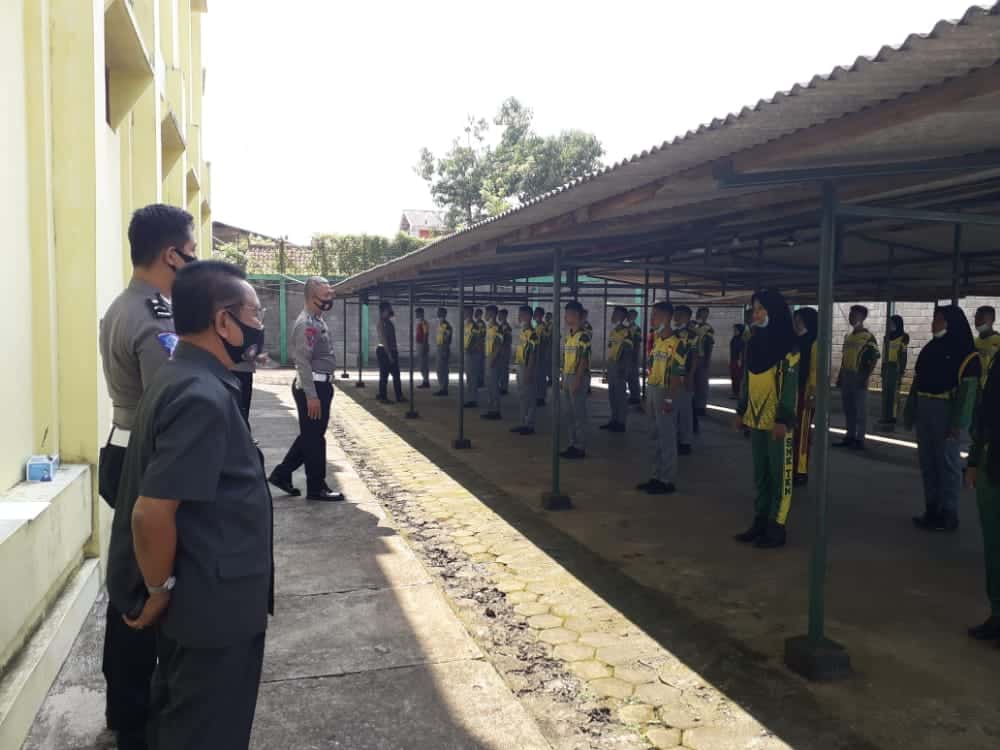 Anggota PKS SMK TKM Purworejo Ikuti Pelatihan Tata Tertib Berlalulintas dan Kedisiplinan