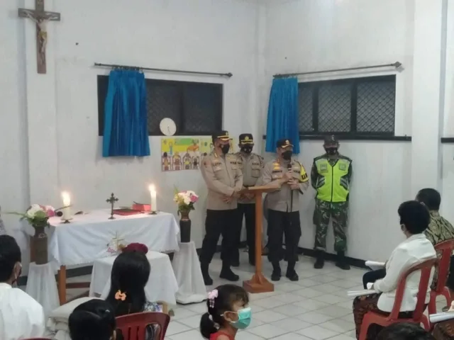 Jamin Keamanan Malam Paskah, Dirresnarkoba dan Kapolres Pandeglang tinjau kegiatan Ibadah