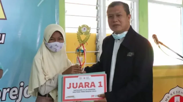 Peringati HUT Ke 7, SMK Kesehatan Adakan Lomba Ivitasi PMR Tingkat Madya