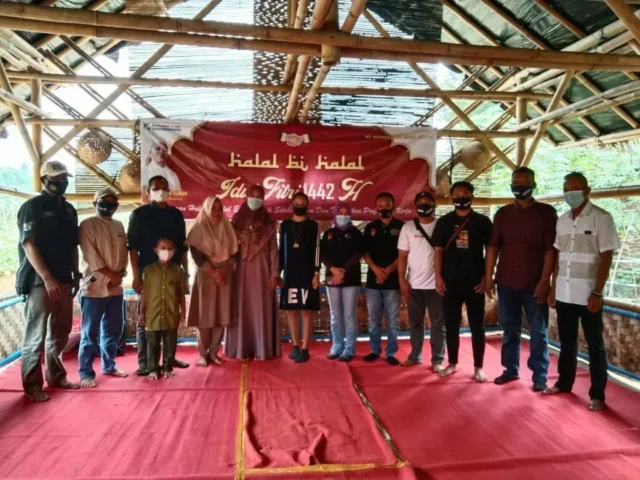 Eratkan Silaturahim, Redaksi BantenNet.com Gelar Halal Bihalal