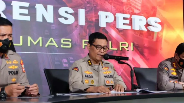 Polri Limpahkan Tahap I Berkas Kasus Dugaan Suap Bupati Nganjuk