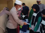 Jelang Pengamanan Pilkades Serentak 2021 Kapolsek Cisoka Santuni Anak Yatim Diiringi doa Bersama