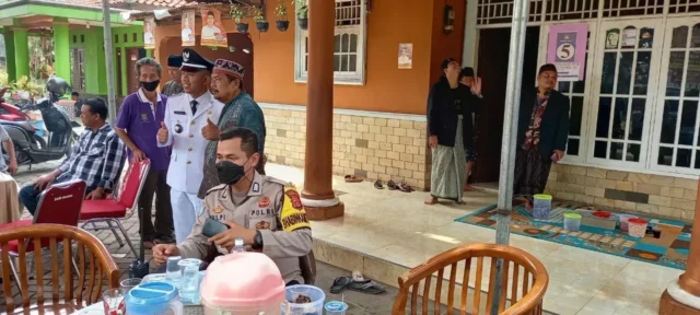 Bhabinkamtibmas Polsek Panongan Imbau Kades Terpilih Tidak Menggelar Pesta Kemenangan Secara Berlebihan