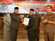 Gelar Rapat Paripurna, DPRD dan Kepala Daerah Setujui Raperda APBD Perubahan Tahun 2022