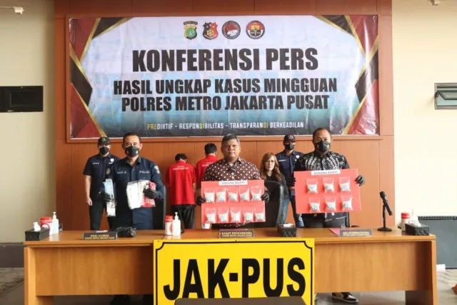 Sat Resnarkoba Polres Jakpus Berhasil Ungkap Kasus Narkotika Sebanyak 1.590 Butir Ekstasi