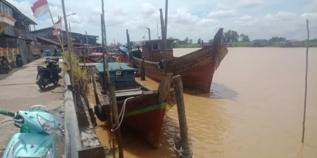 Kawasan Pelabuhan Nipah Panjang.