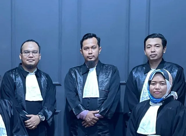 Tim Lembaga Bantuan Hukum Prana Iustita Jambi (LBH – PI)