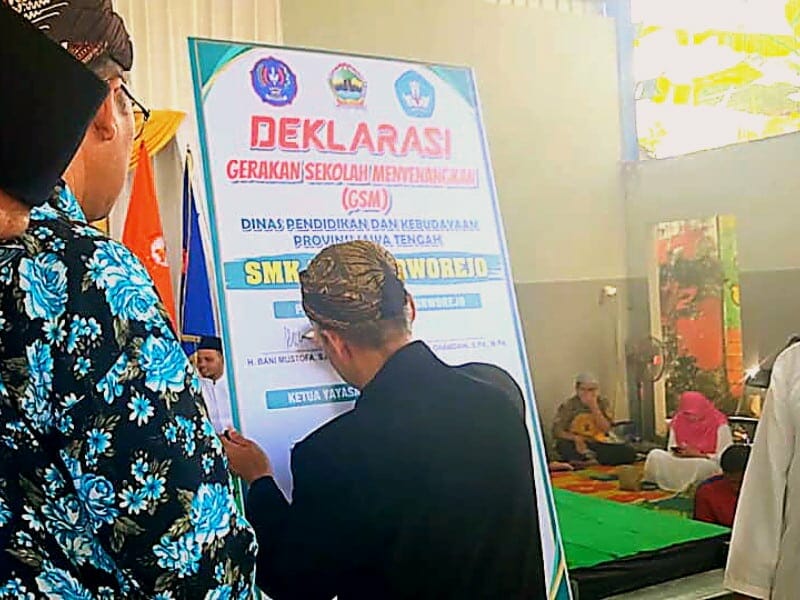 SMK YPP Purworejo Peringati HUT Yang Ke 53 Sekaligus Launching Deklarasi GSM