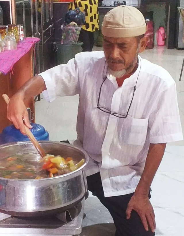 Gunakan Kompor Sumbu Dirasa Lebih Paten Digunakan.