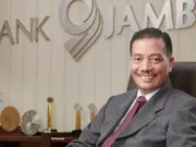 Dirut Bank Jambi Yunsak El Halcon, Selasa (9/5-2023) resmi ditahan Kejakti Jambi.