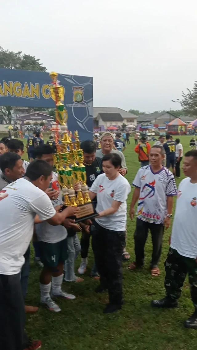 Meriahkan HUT Bhayangkara Ke-77, Polsek Pagedangan Gelar Tournament Cup Antar Kecamatan