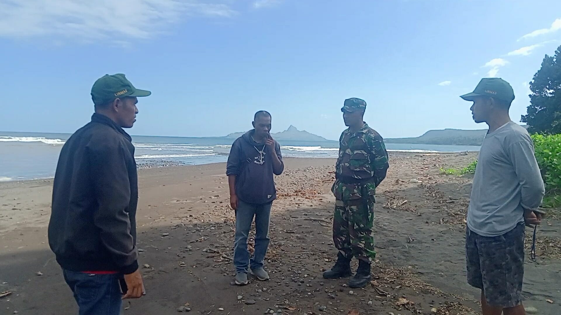 Pemdes Hilihintir, Kabupaten Manggarai,NTT Akan Membuat Perdes Tentang Pelarangan Penambangan Pasir,Batu Pantai Naga Kolang Dan Wae Maras