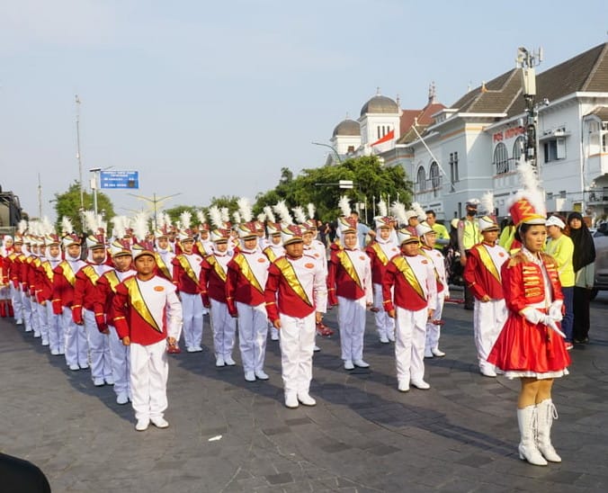 Hebat, Baru Pertama Ikut, SMPN 2 Purworejo Langsung Memboyong 11 Piala di Lomba Marching Band Piala Raja HB