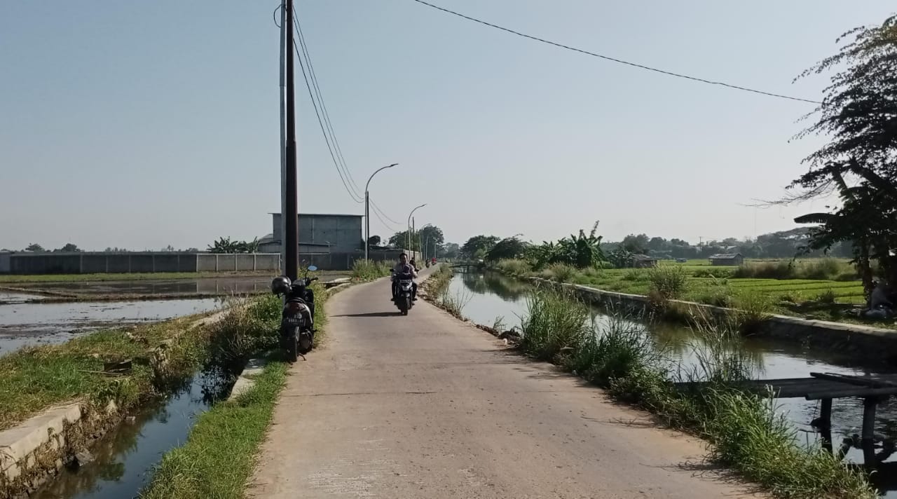 Sebentar Lagi PJU Penghubung Desa Lebak Wangi dan Kedaung Barat Siap Menyala