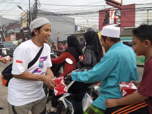 Ramadhan 1445 H, Komunitas Aku Mau Bantu Gelar Donor Darah dan Bagikan Takjil Serta Buka Puasa Bersama