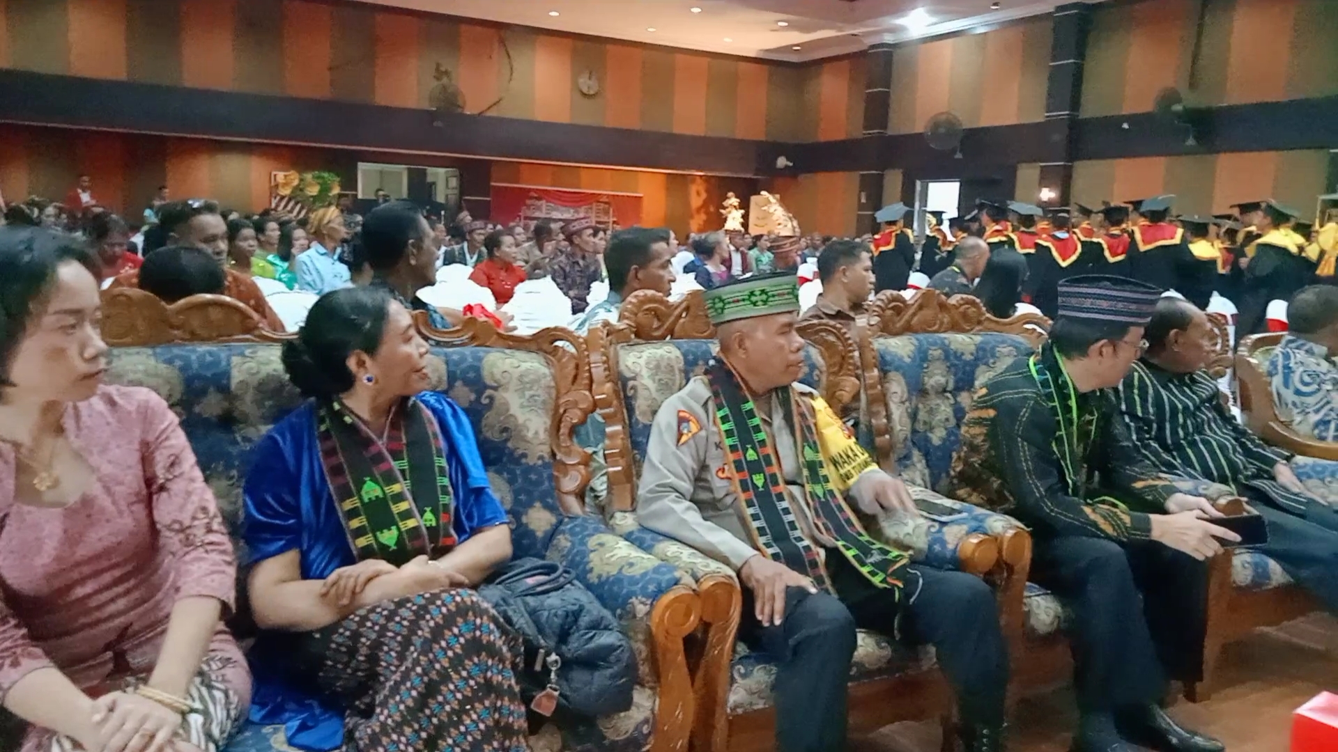 Sekolah Tinggi Ilmu Ekonomi Karya Ruteng Manggarai NTT Menggelar Acara Wisuda Program Sarjana Prodi Akuntansi Dan Manajemen