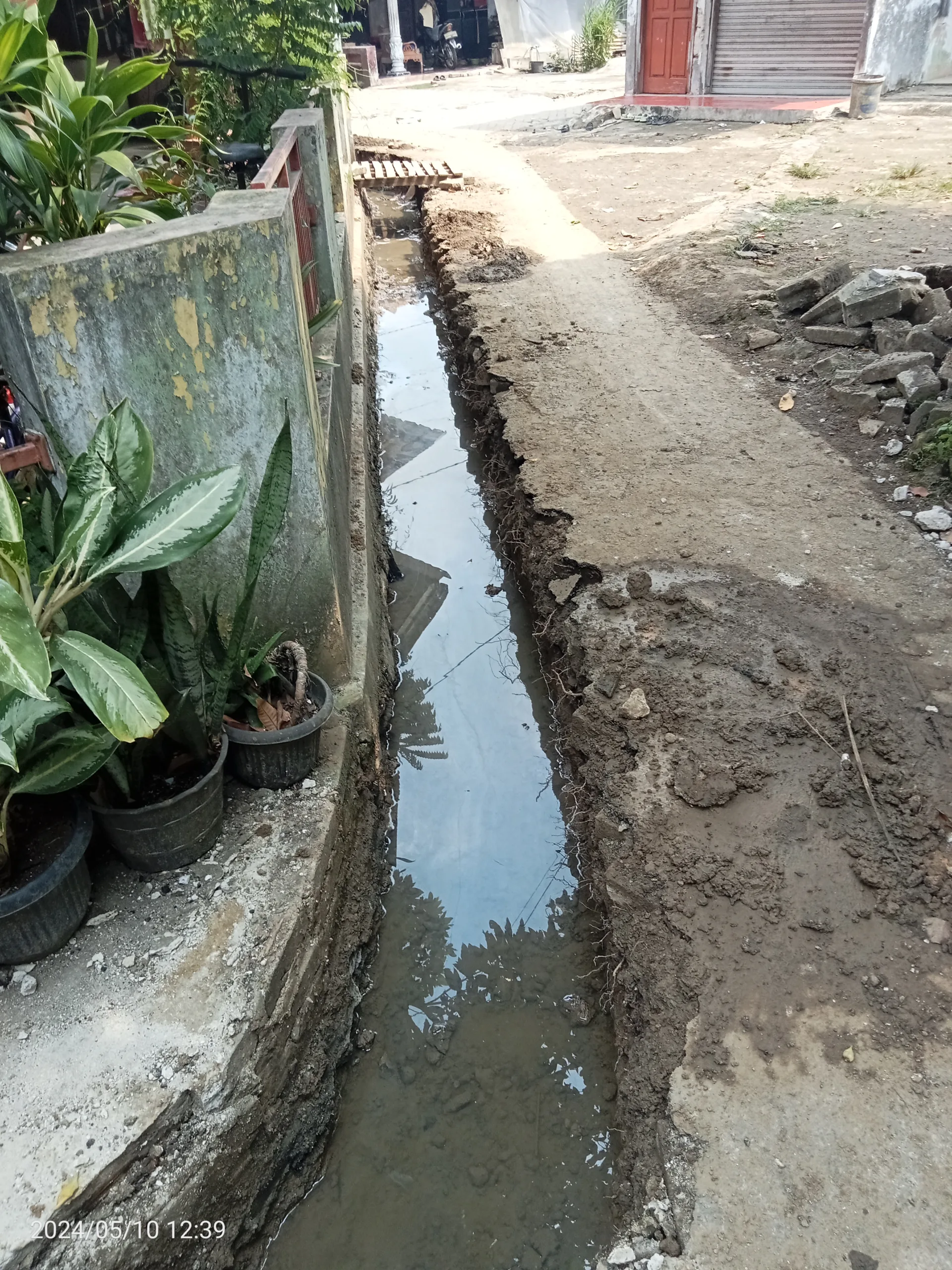 LSM LipanHam Angkat Bicara Terkait Proyek Perbaikan Drainase U-ditch Rt 02/03 Desa Kadu Diduga Tak Sesuai Spesifikasi