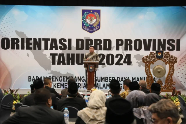 Bekali Anggota DPRD Provinsi Hasil Pileg 2024, Plt. Sekjen Kemendagri Ingatkan Visi Indonesia Emas